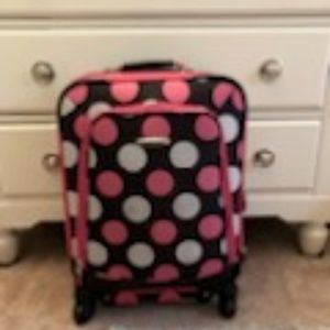 Poka dot suit case